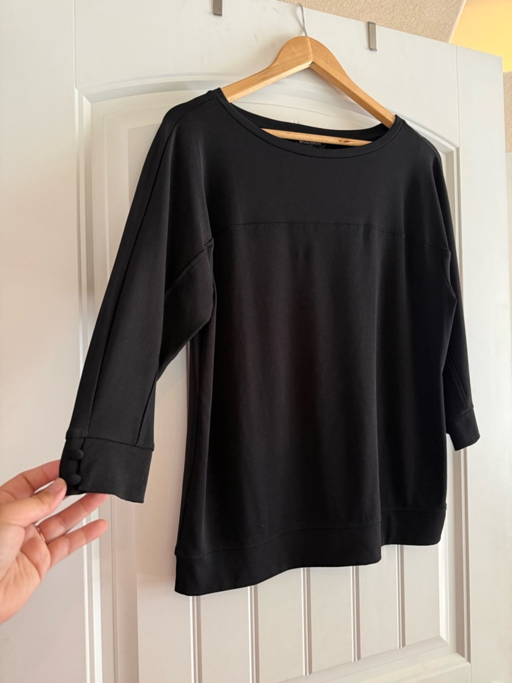 Banana Republic Classy Black Women's 3/4 Sleeve Boatneck Top